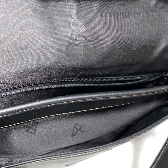 Nice leather bag - Picture 3 of 3